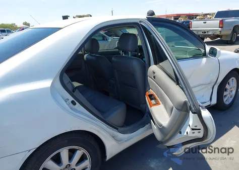 2002 Toyota Camry Xle V6 из США, поврежденный, VIN JTDBF30K820081438